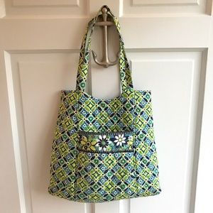 Vera Bradley Daisy Daisy shoulder tote